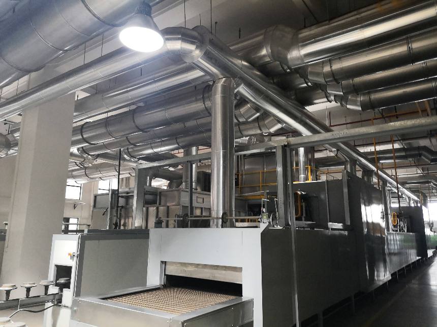 噴涂線車間制作工程，噴涂烤漆線廢氣管道收集系統，噴涂環保設備